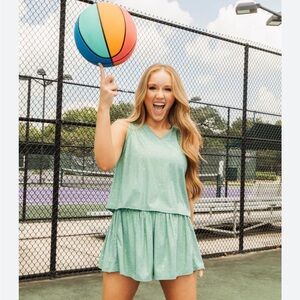 Queen of Sparkles Active Set tank + shorts